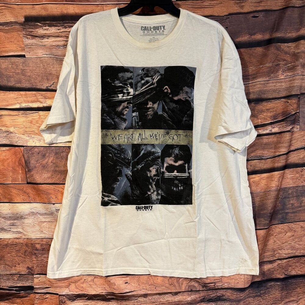 Call of Duty Ghosts T-Shirt Men's XXL Cream Cotton Graphic Tee